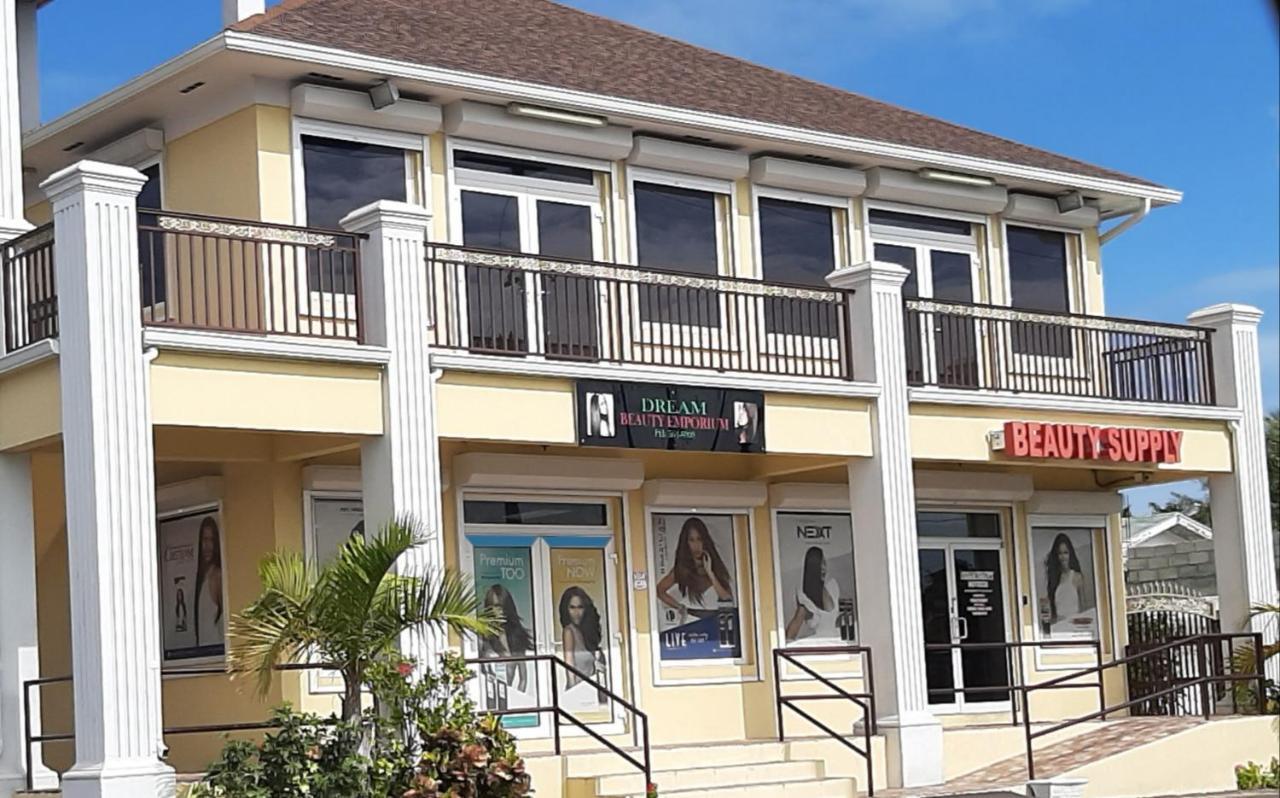 拿骚 Eastwood Escape酒店 外观 照片